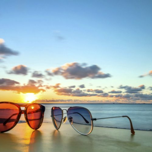 sunglasses-on-beach